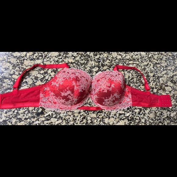 Victoria’s Secret Bra 36DD NWOT - Picture 3 of 5